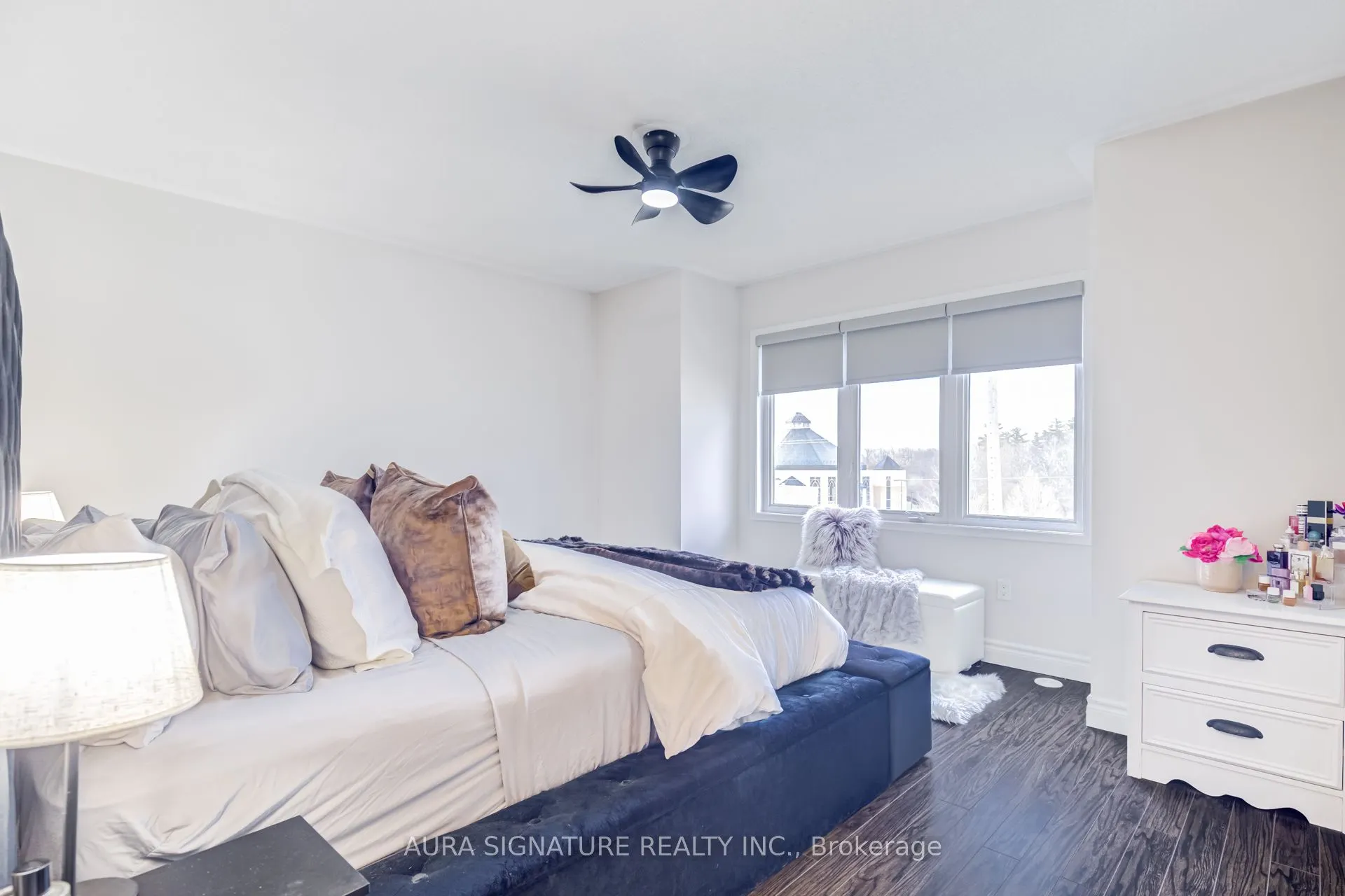 3335 Thomas Street E #6