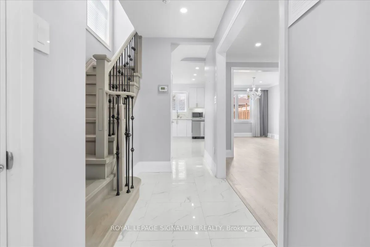 90A Bicknell Avenue