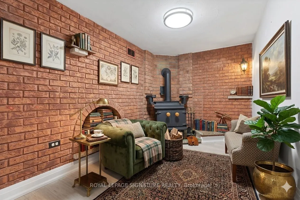 90A Bicknell Avenue