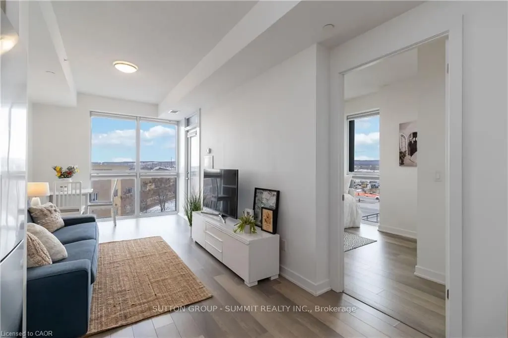 5220 Dundas Street #D422