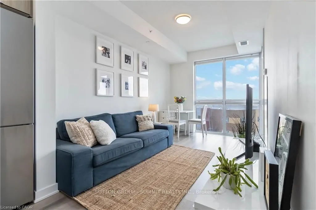 5220 Dundas Street #D422