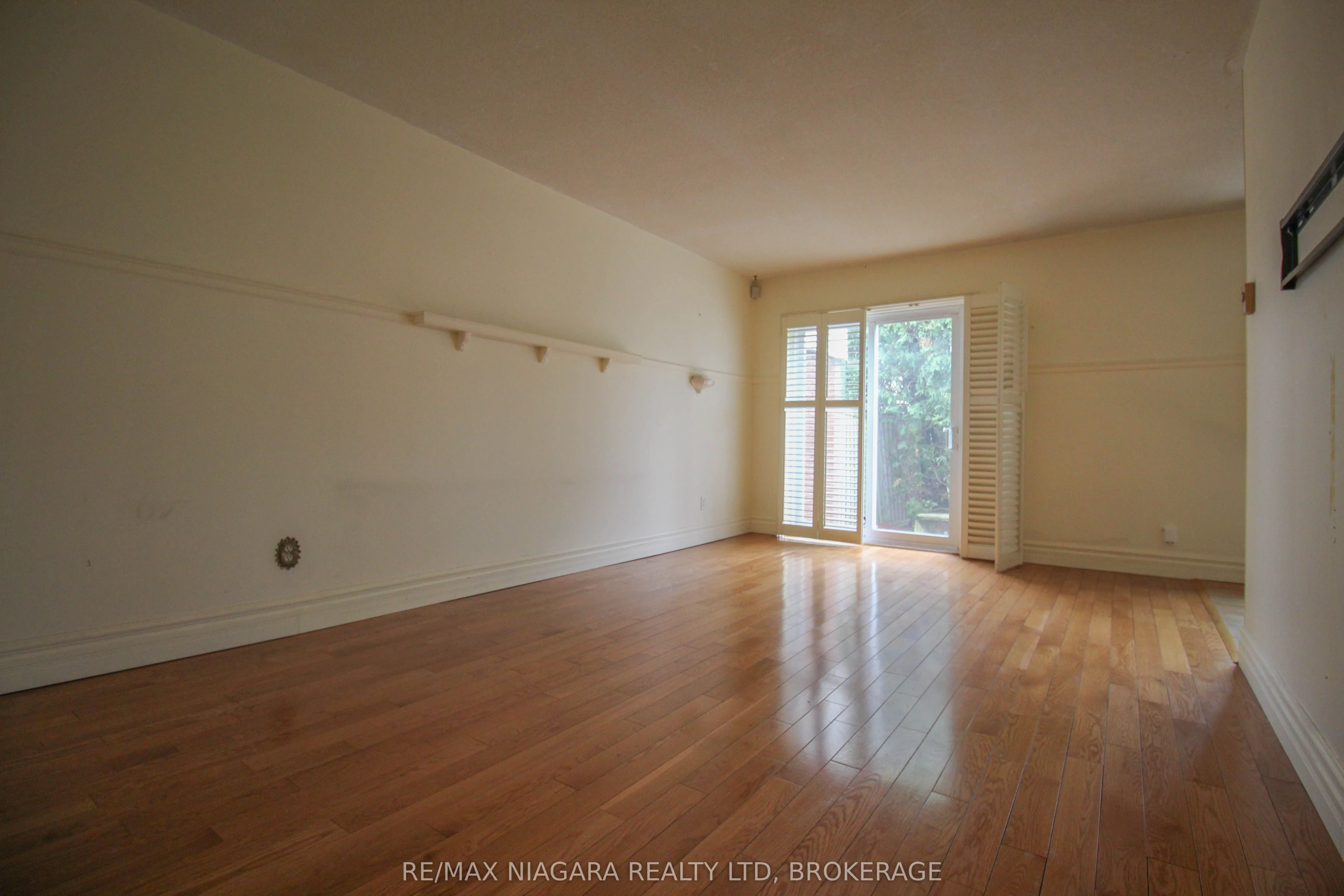 5095 Pinedale Avenue #106