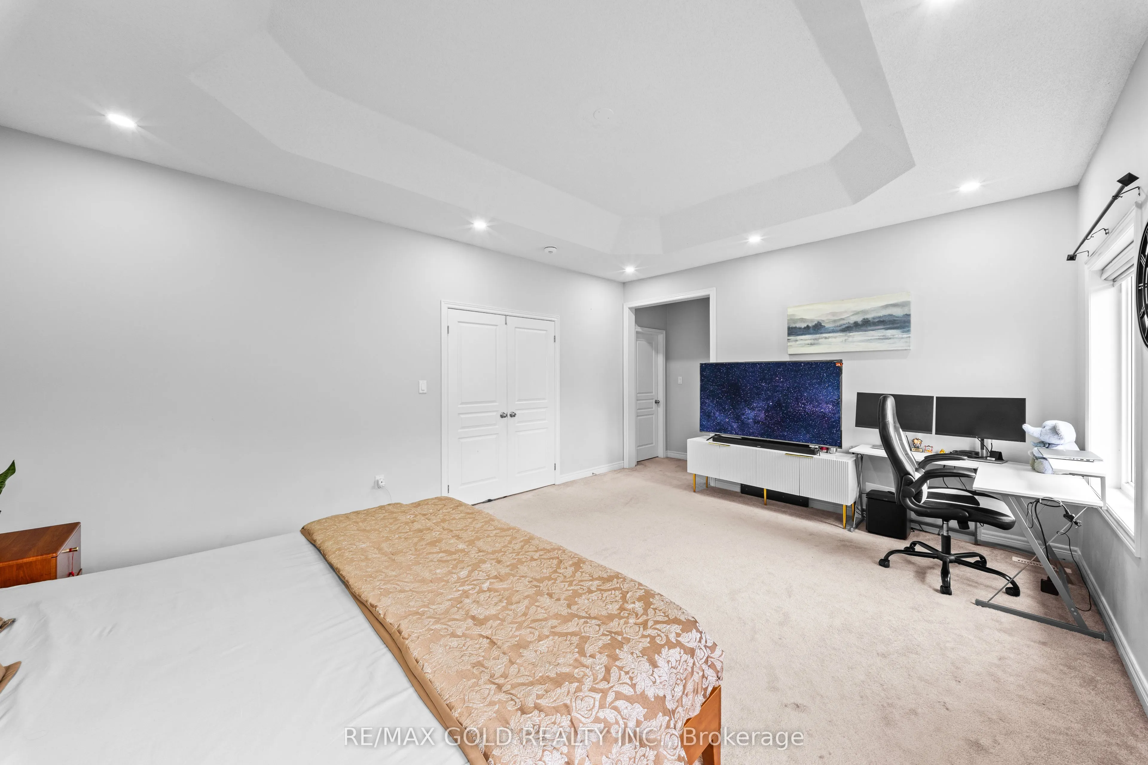 9 Goderich Drive