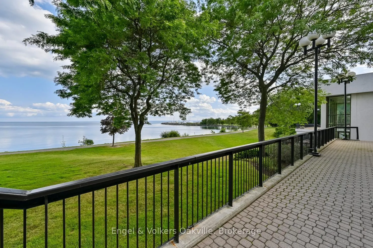 2180 Marine Drive #205