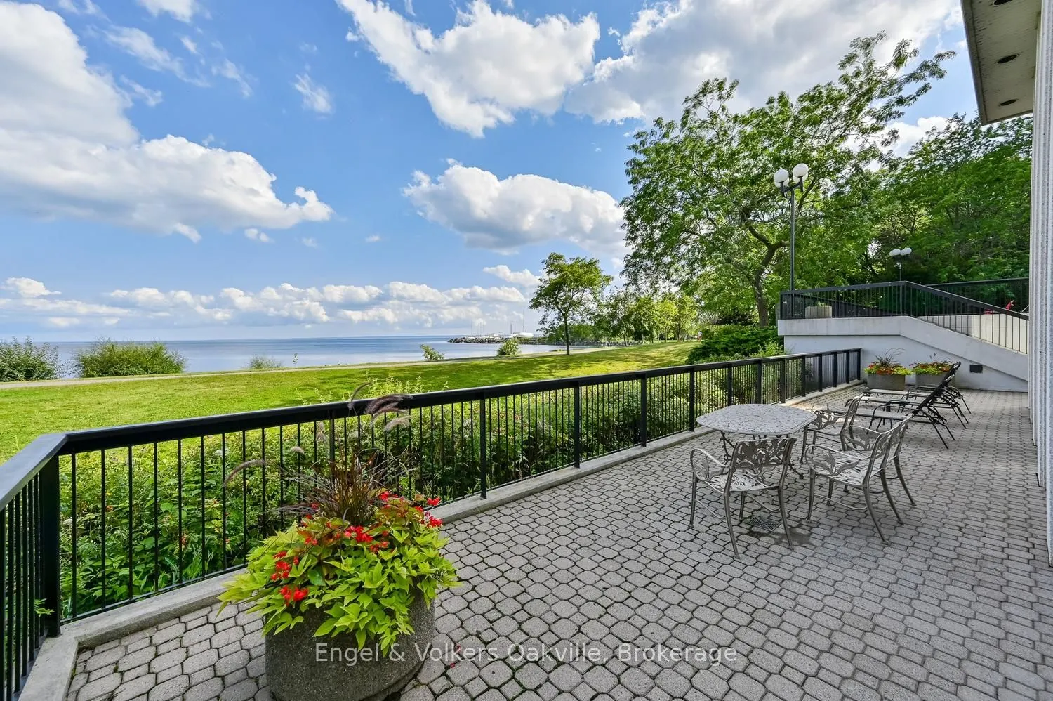 2180 Marine Drive #205