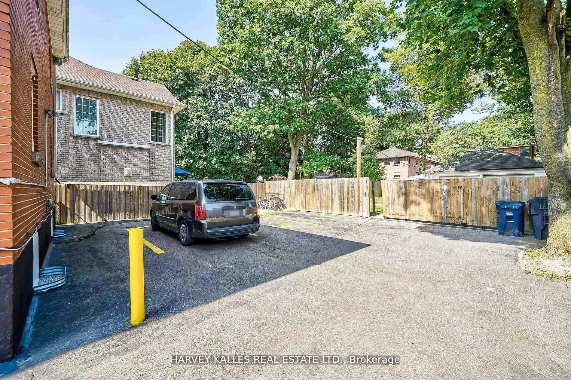40 Dominion Road