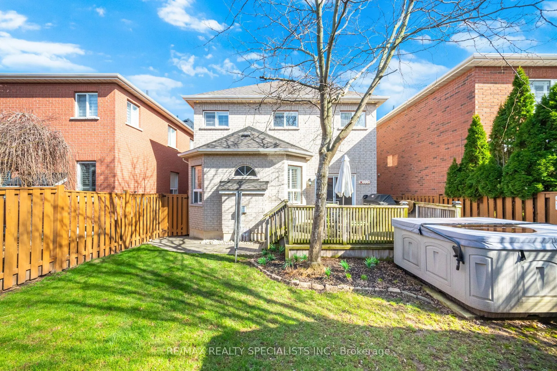 187 Cooke Crescent