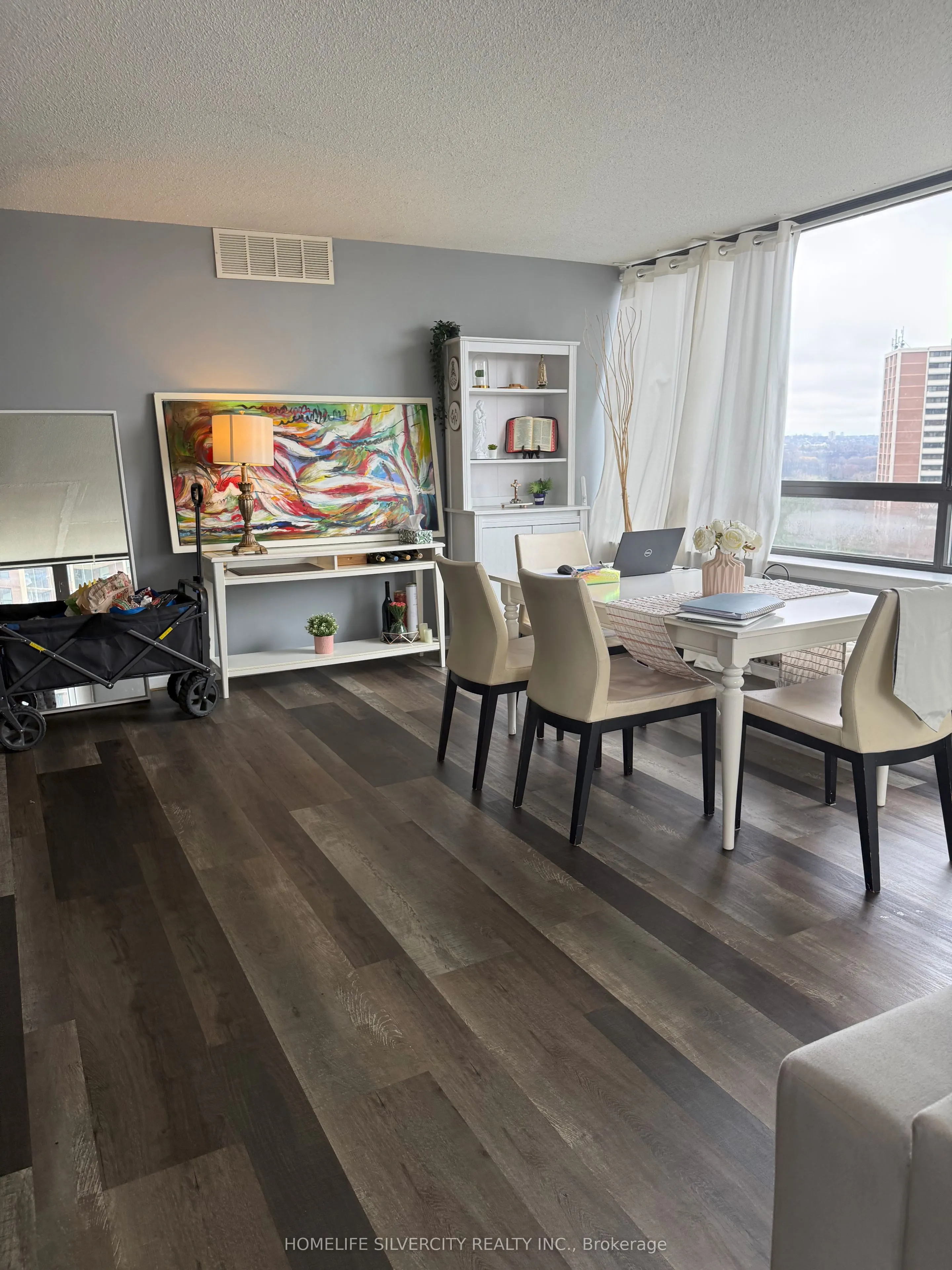 40 Richview Road #707