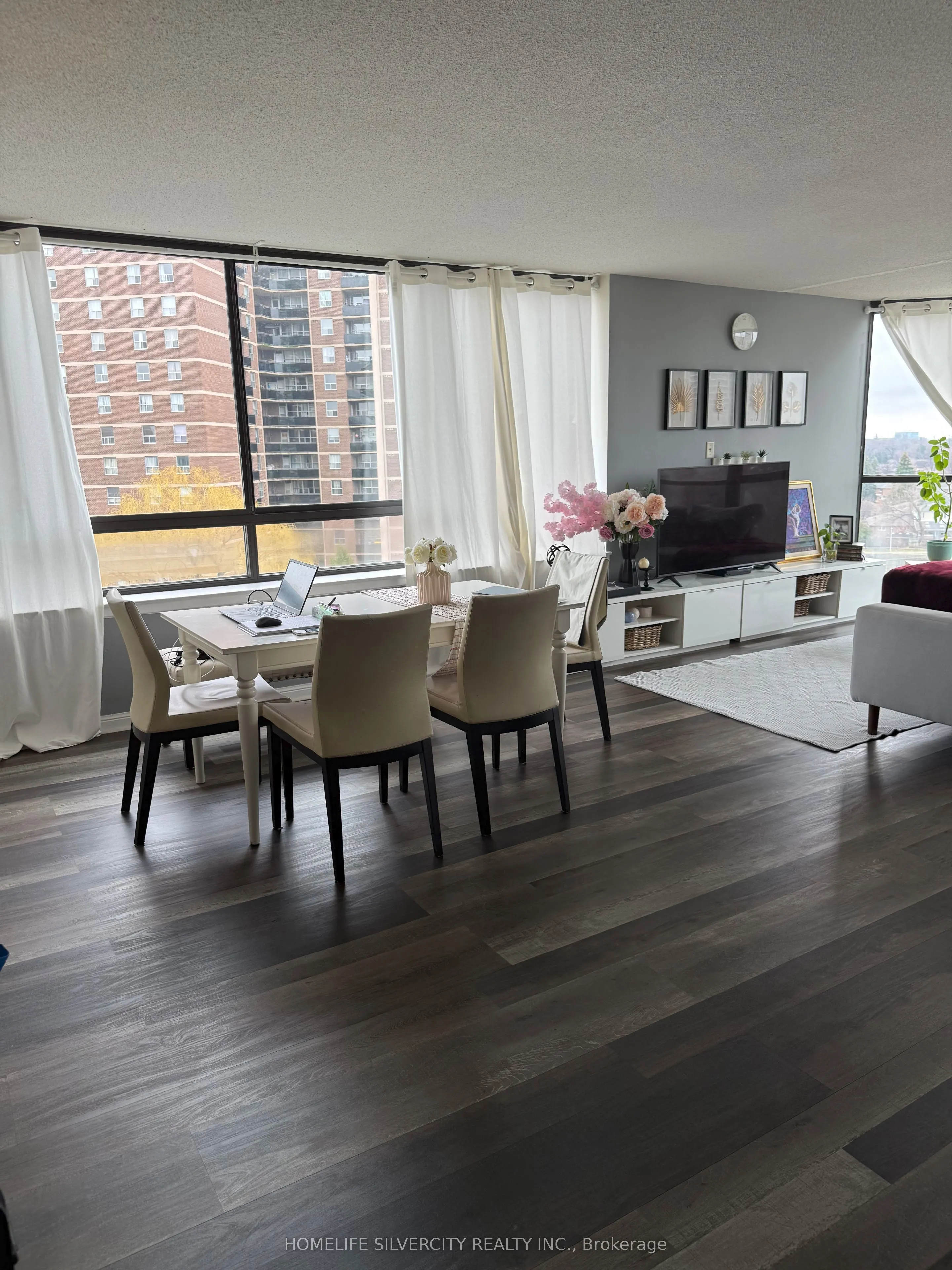 40 Richview Road #707