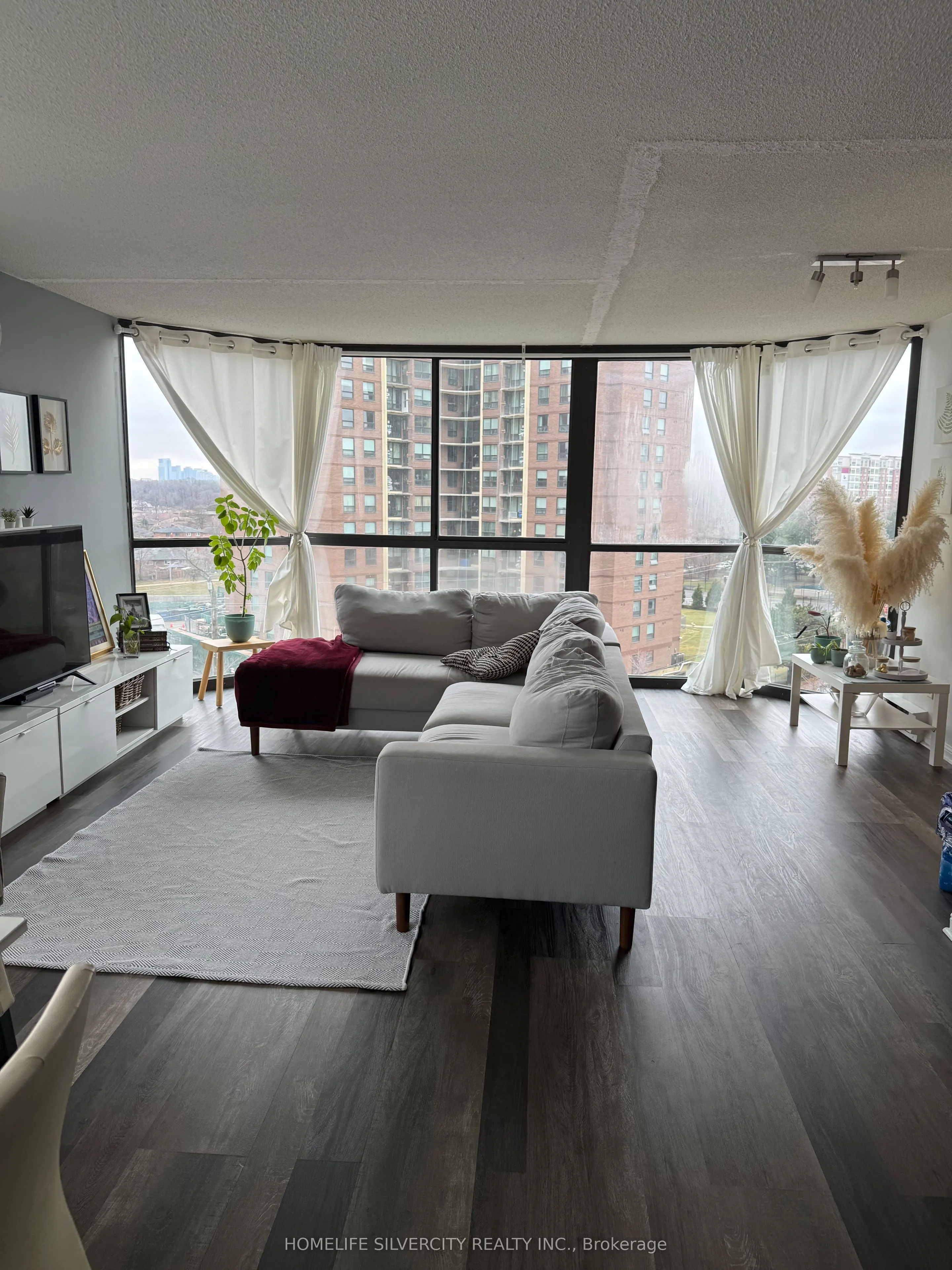 40 Richview Road #707