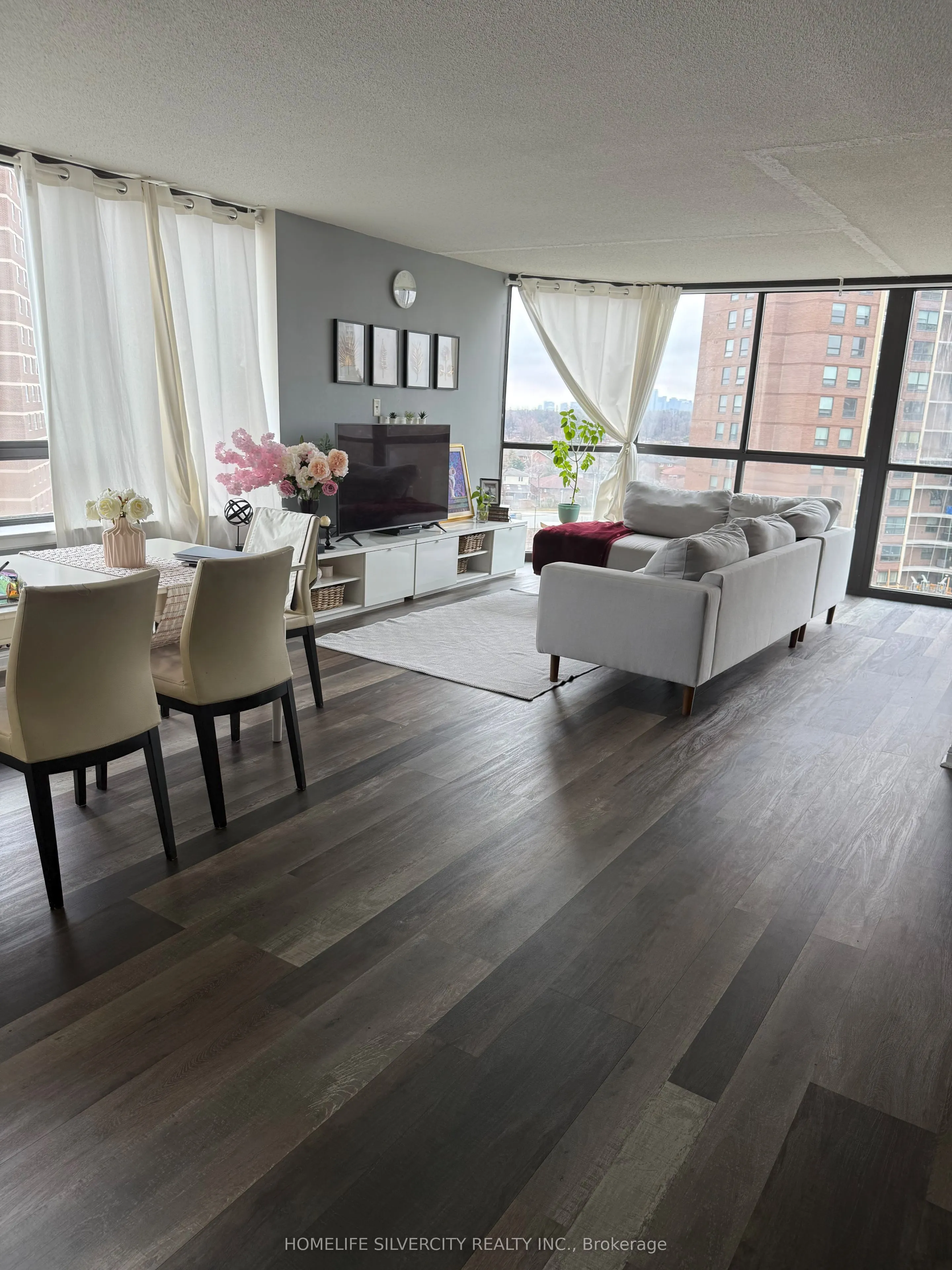40 Richview Road #707