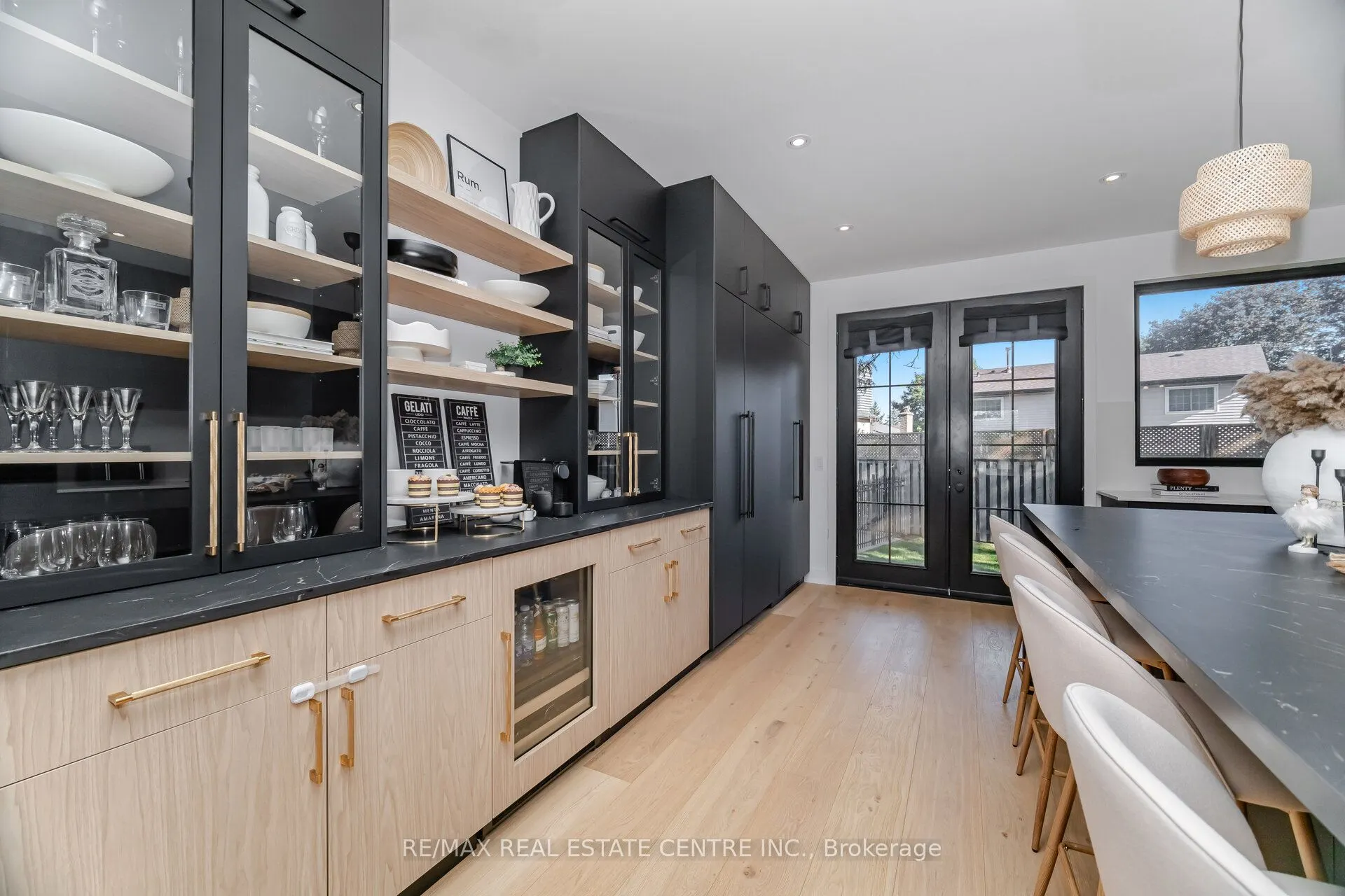 772 Banting Court