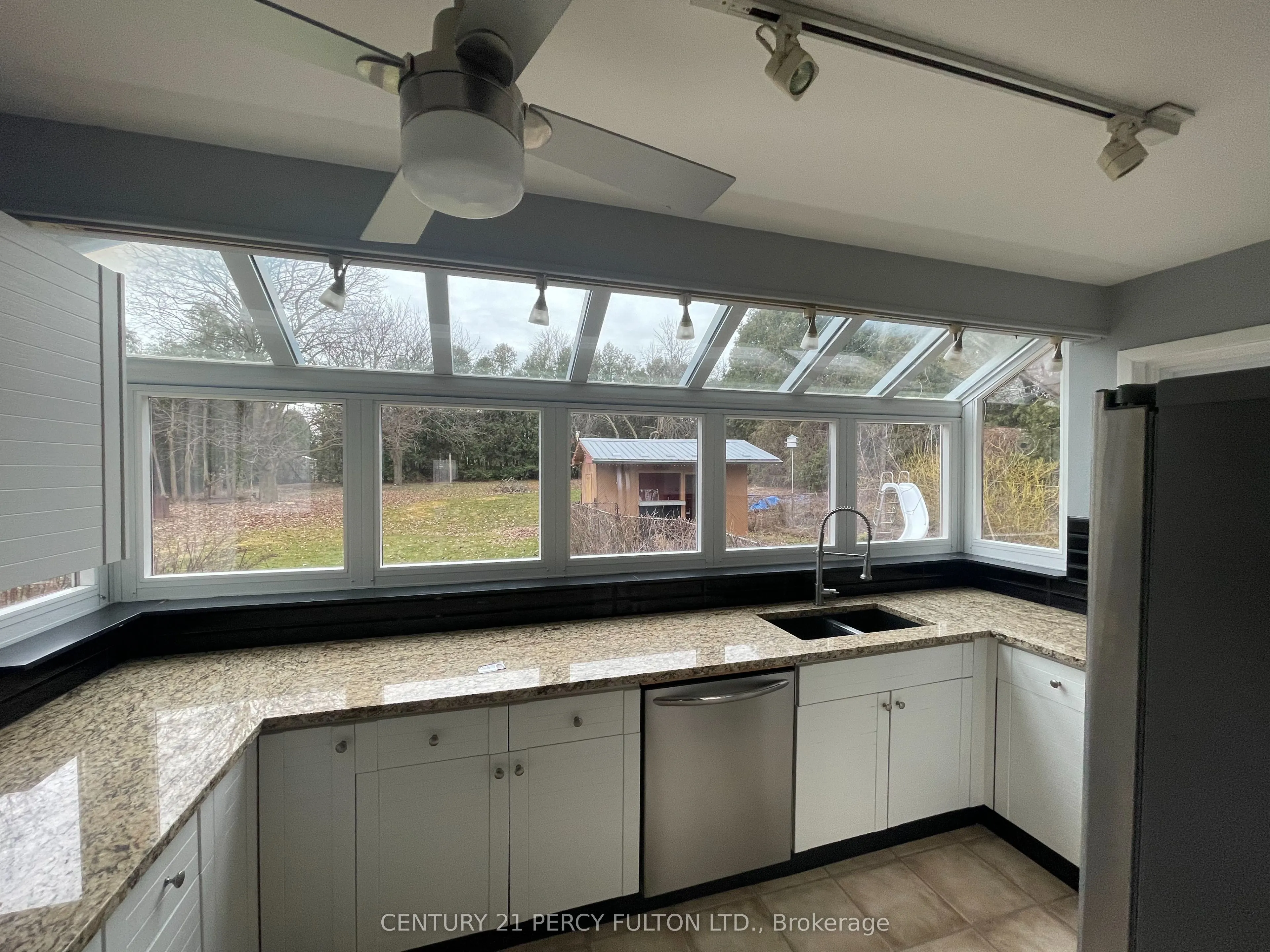10208 Tenth Line