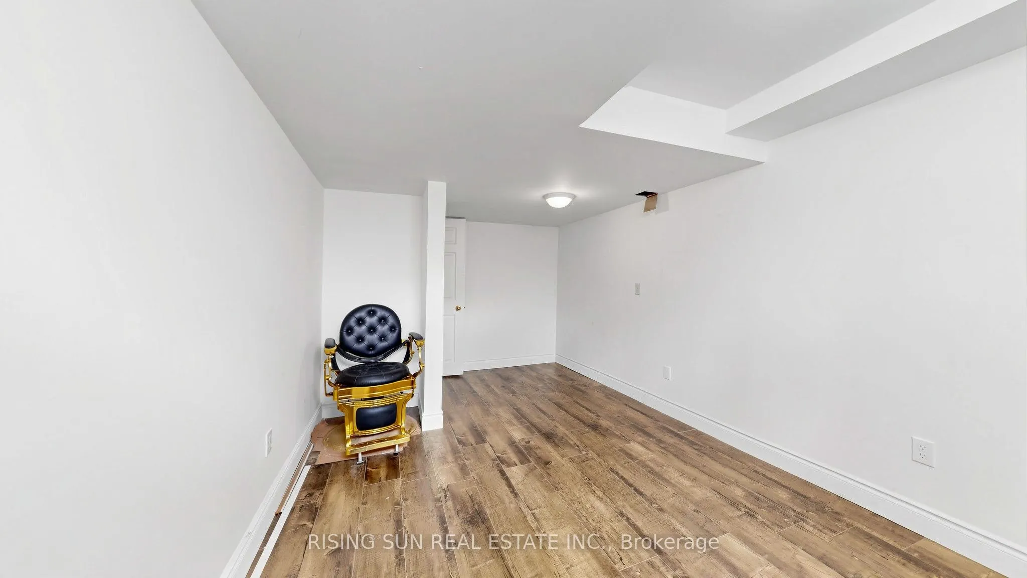 10 Cedarwood Crescent