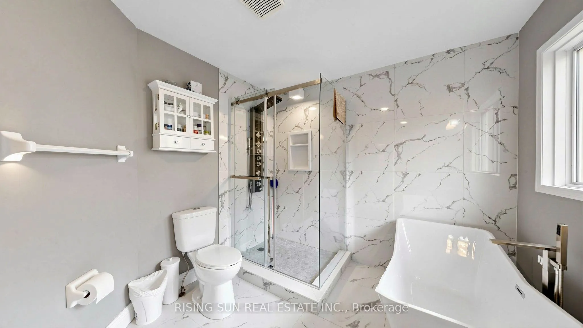 10 Cedarwood Crescent