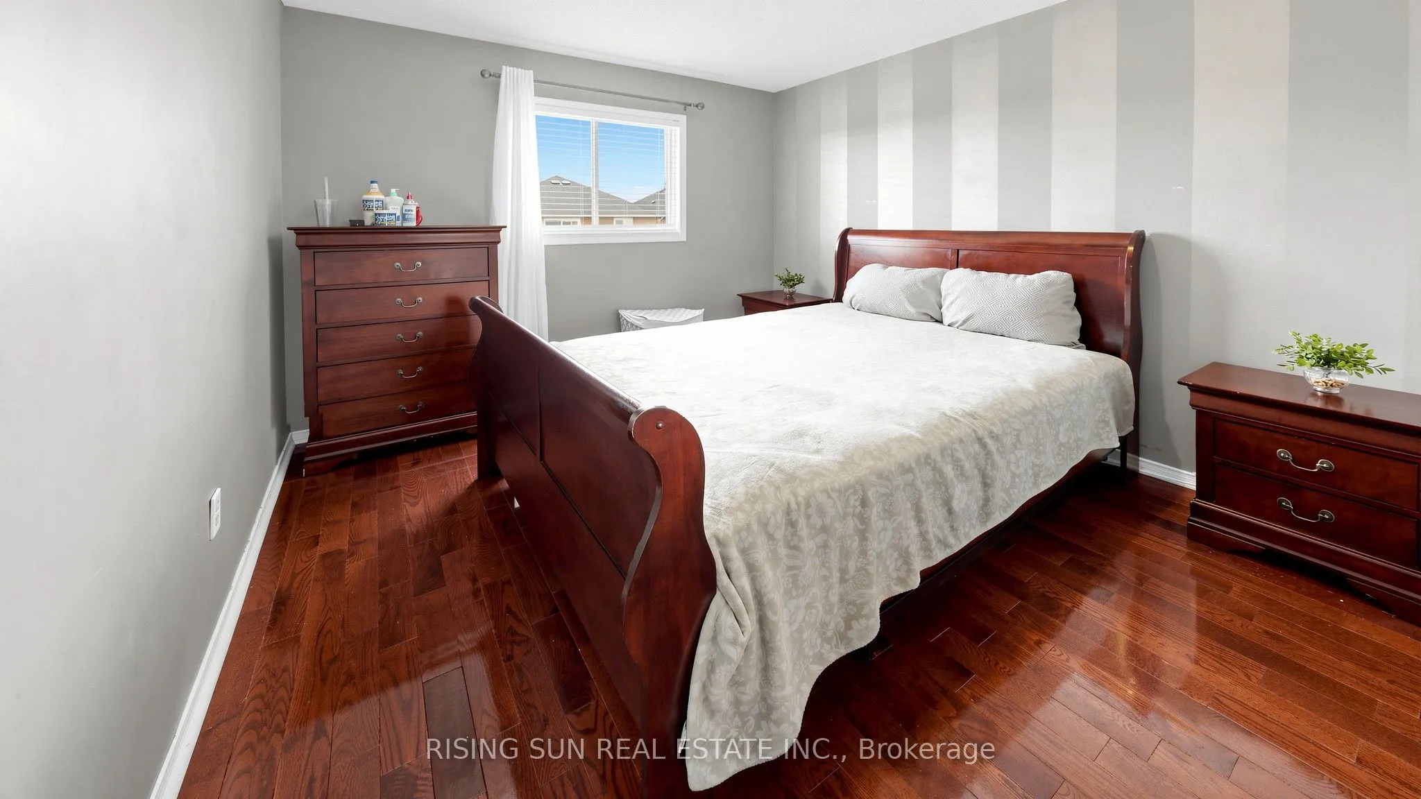10 Cedarwood Crescent