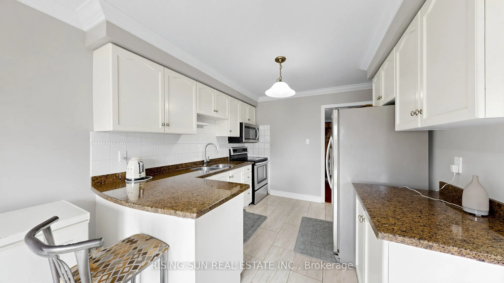 10 Cedarwood Crescent