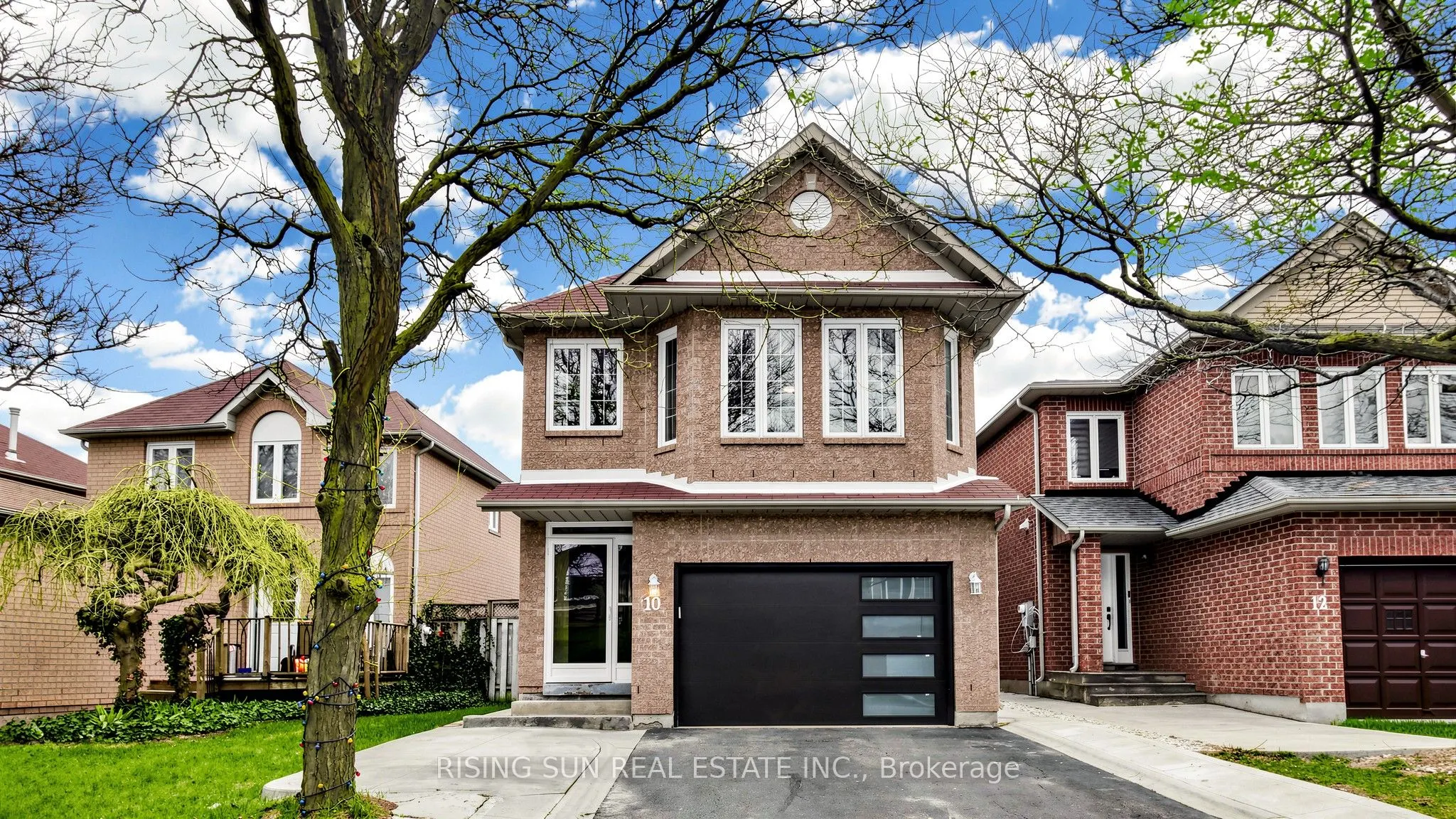 10 Cedarwood Crescent