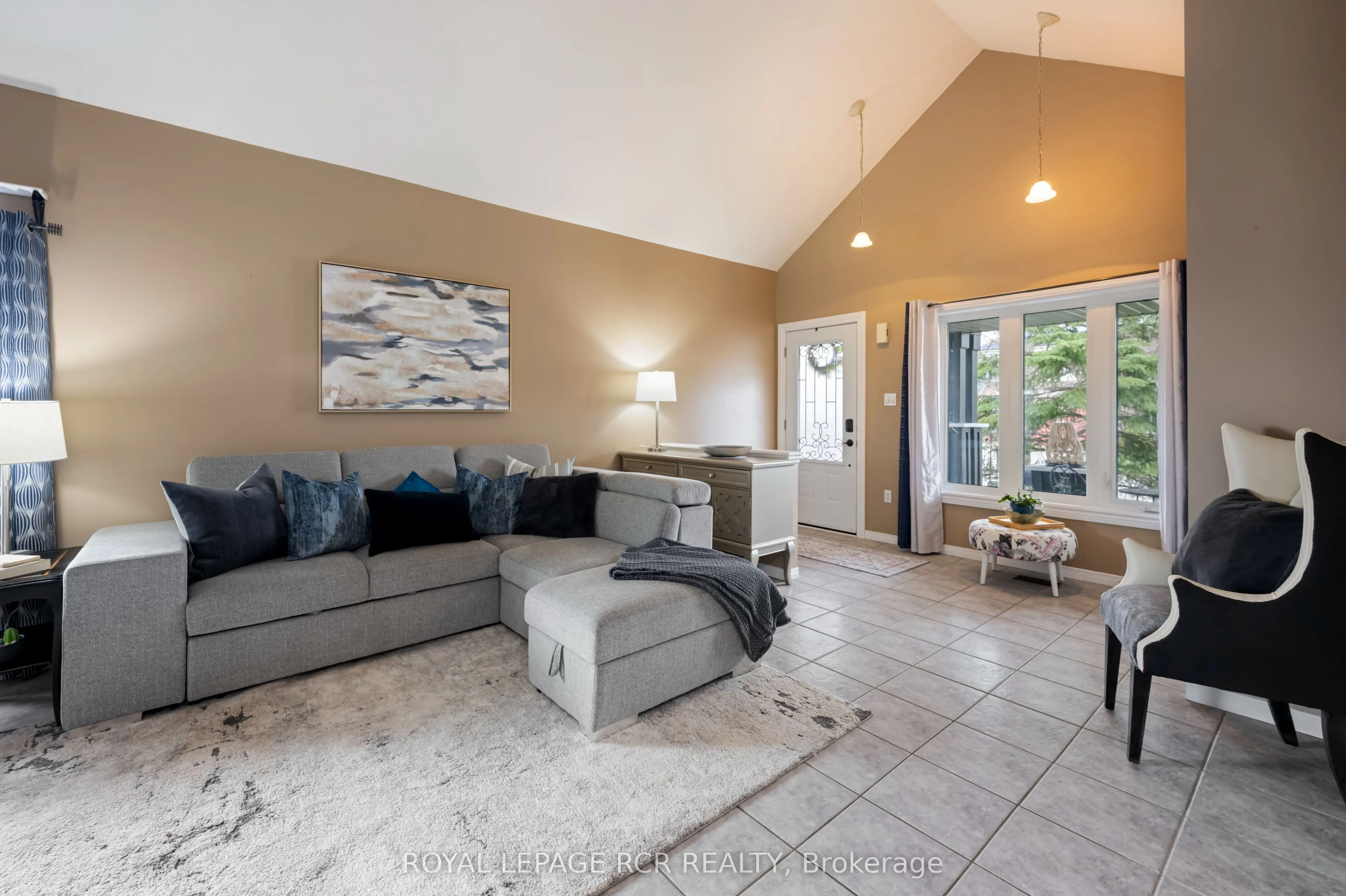 16 Althorp Drive