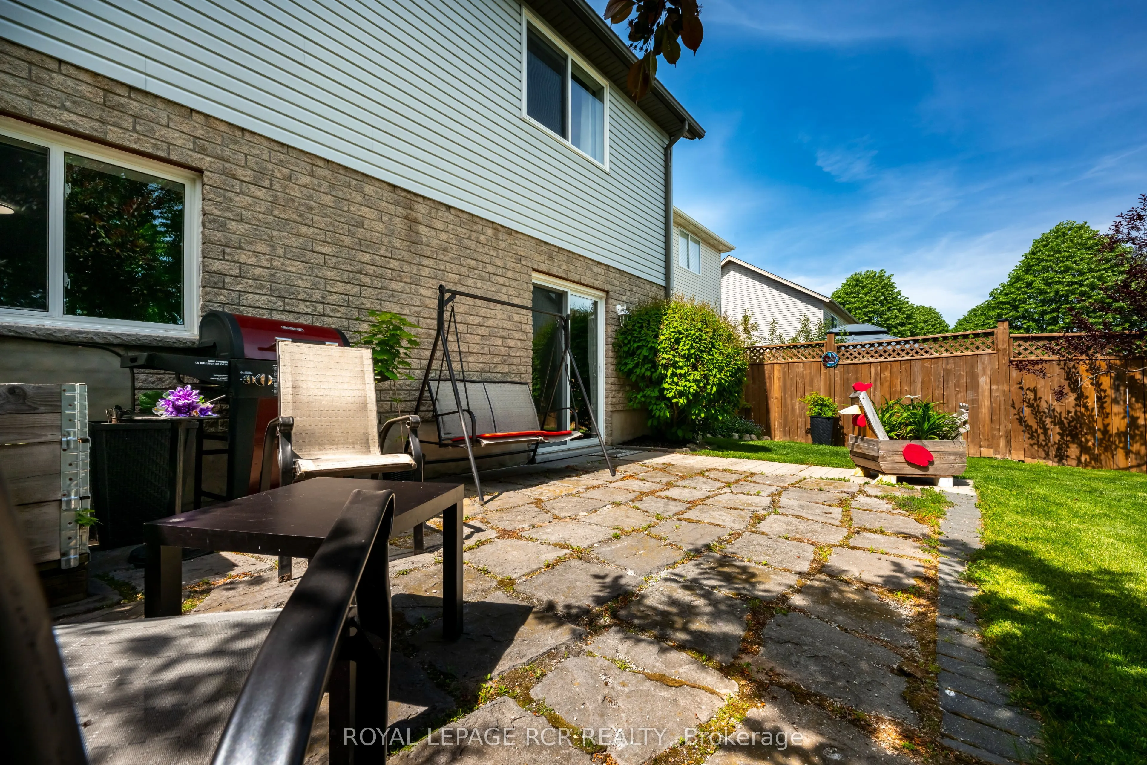 16 Althorp Drive