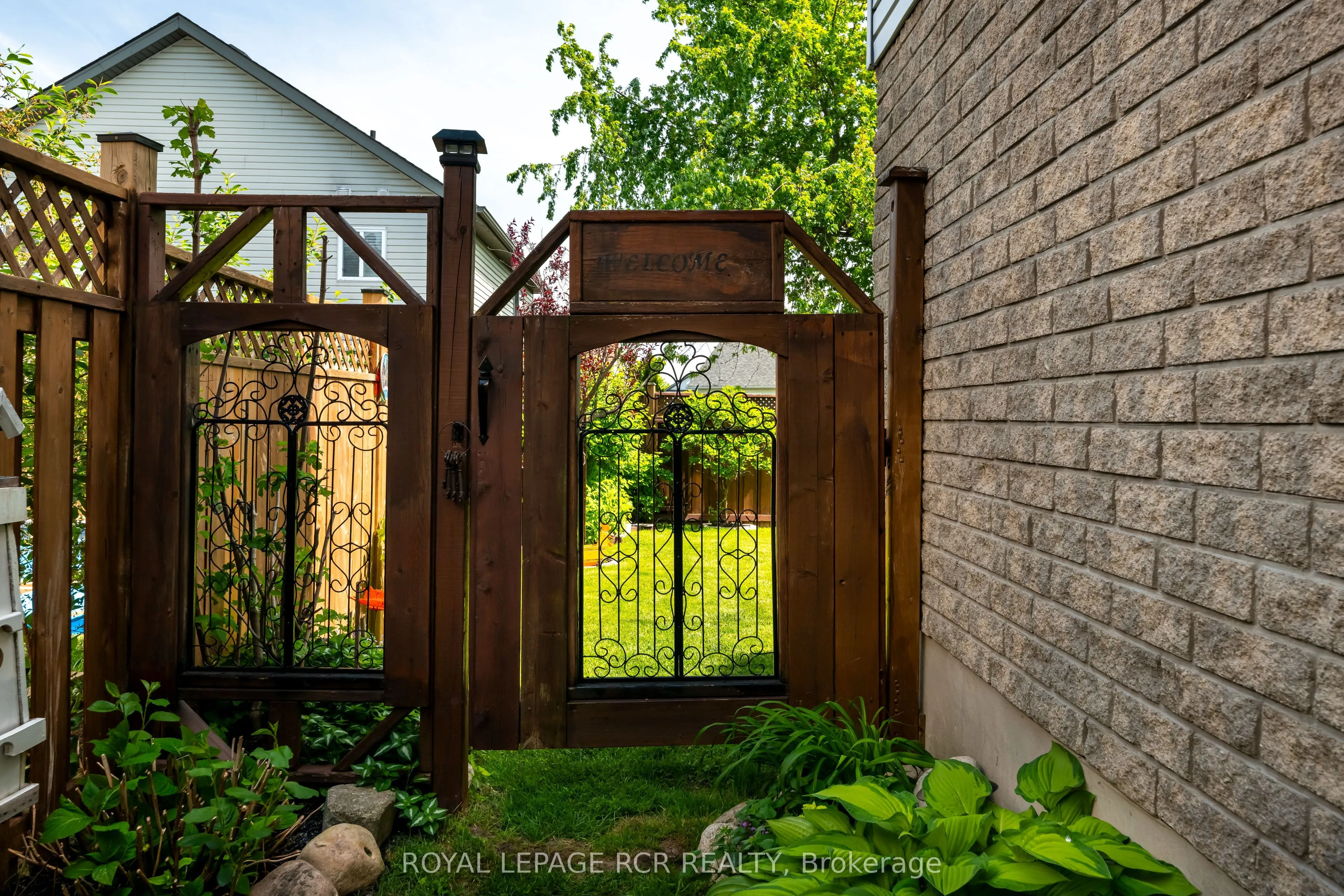 16 Althorp Drive