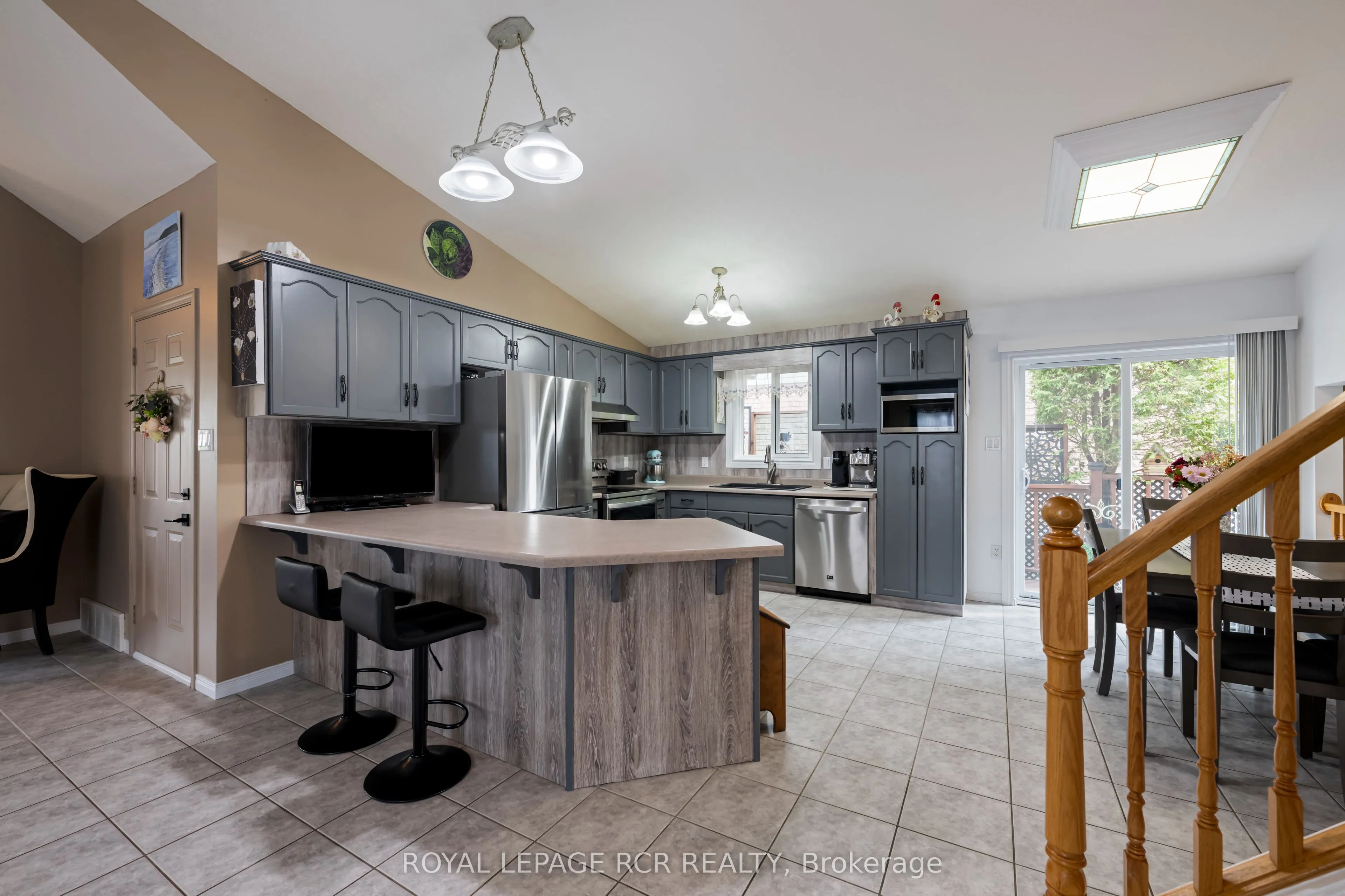 16 Althorp Drive