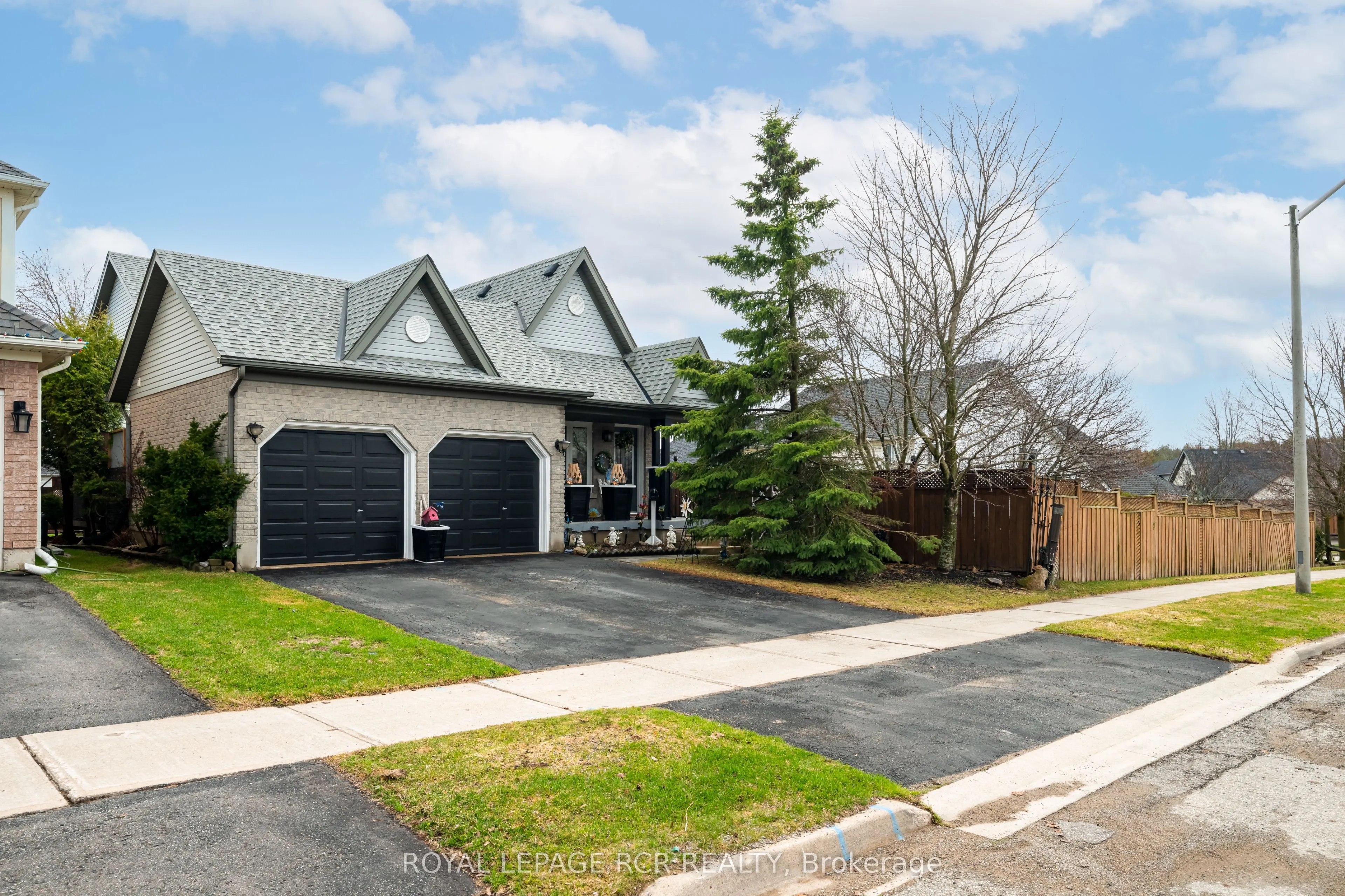 16 Althorp Drive