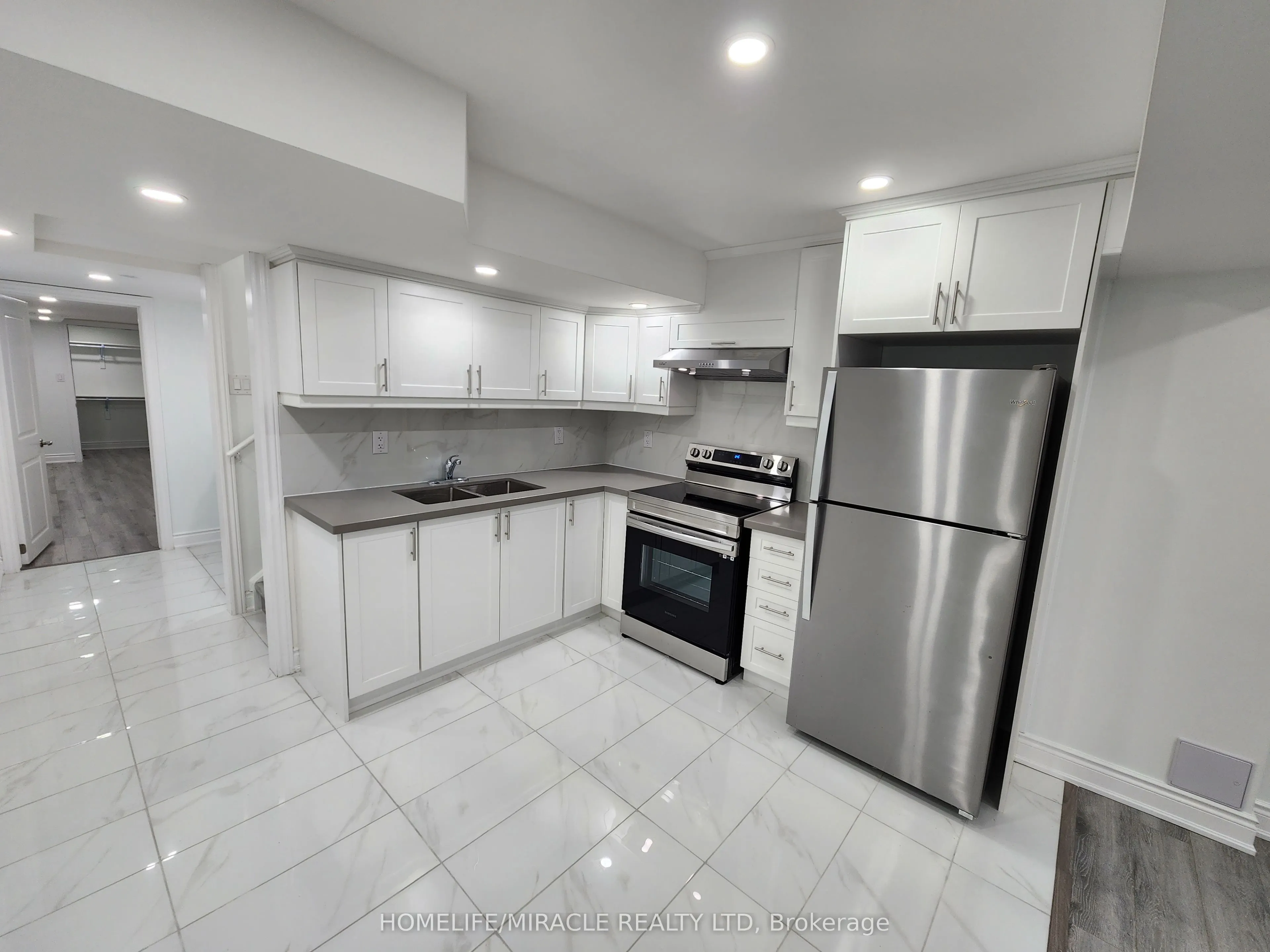 67 Calabria Drive #Basement