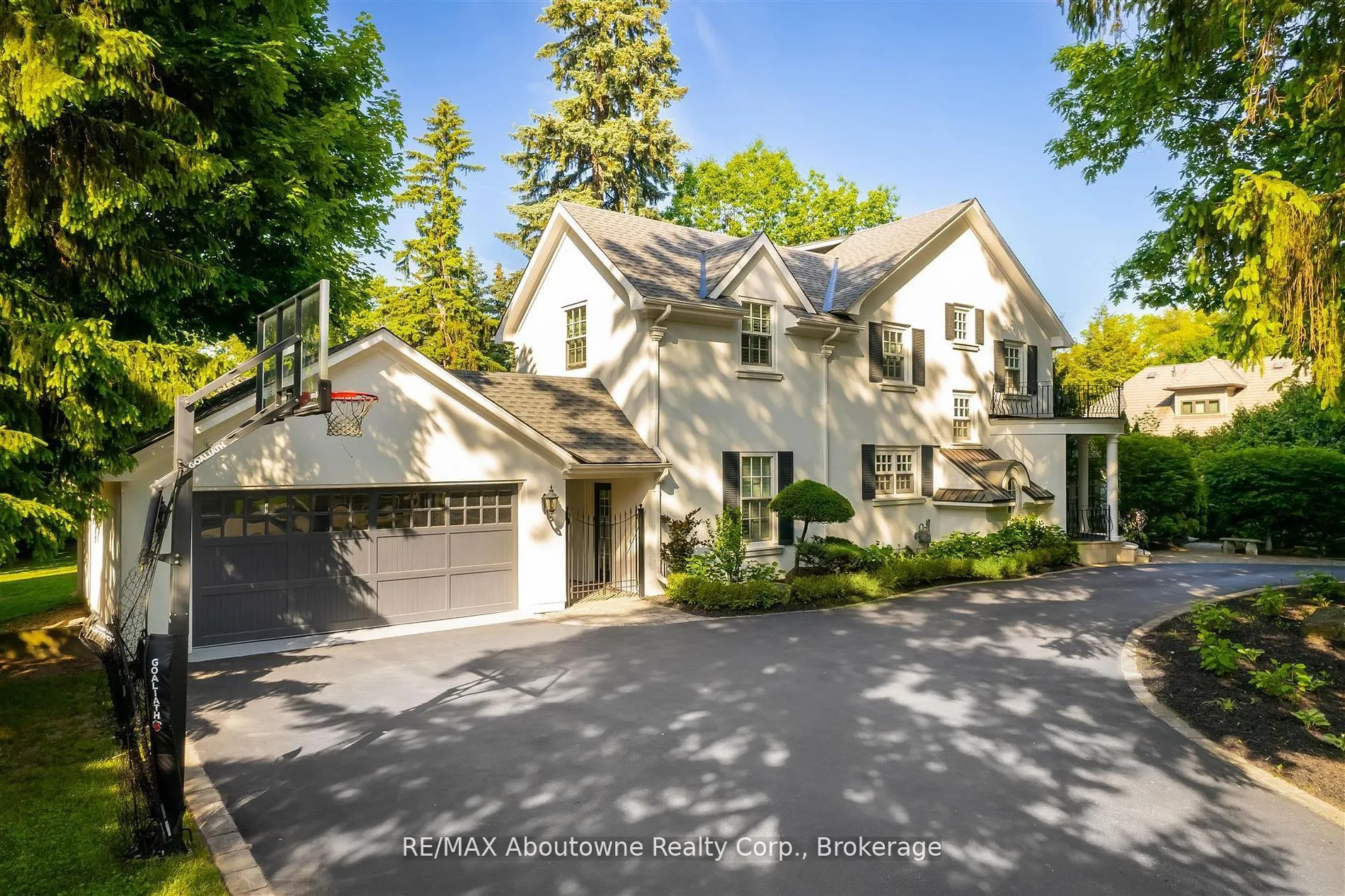 317 Gloucester Avenue
