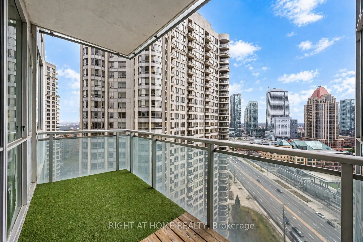 3939 Duke Of York Boulevard #1909