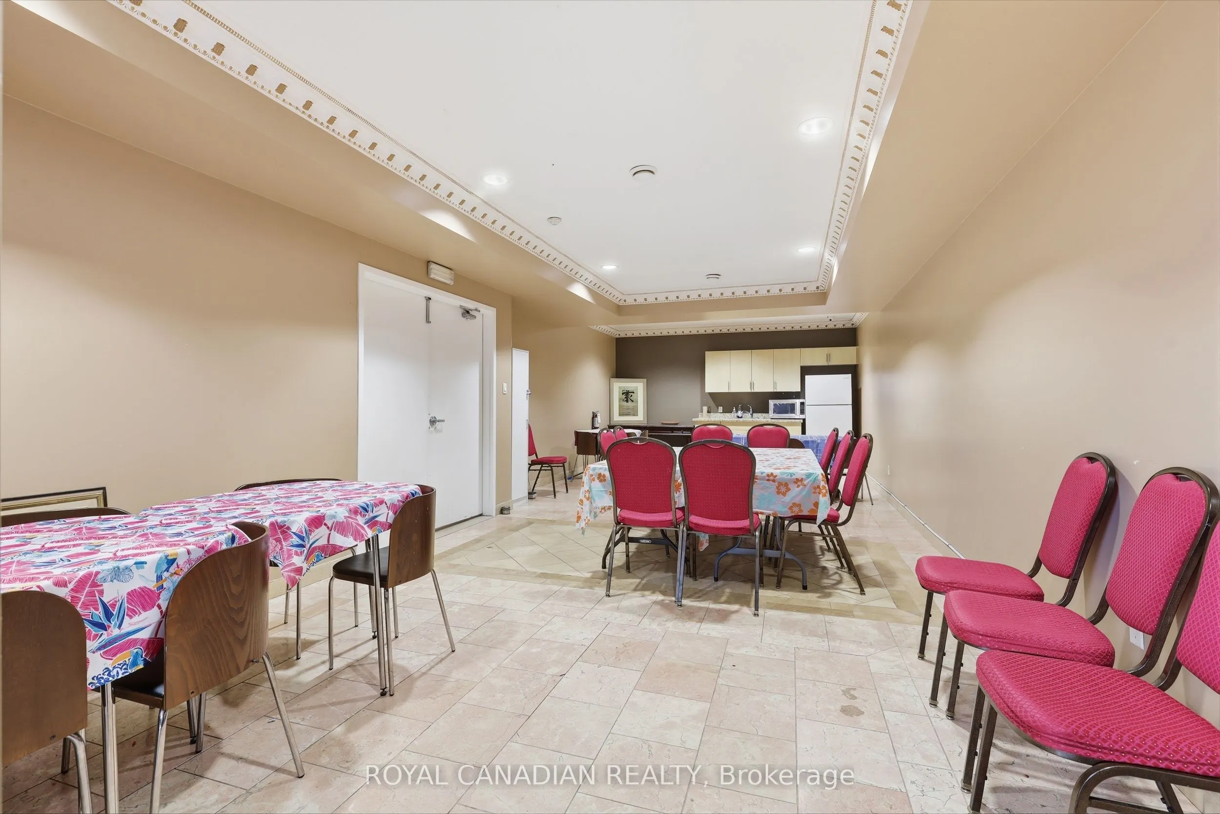 7405 Goreway Drive #619
