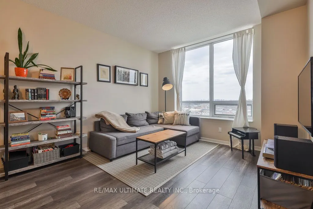 60 Heintzman Street #2404