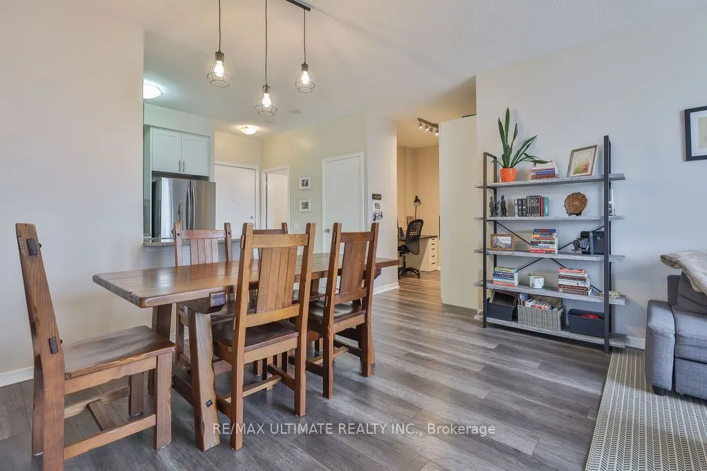 60 Heintzman Street #2404