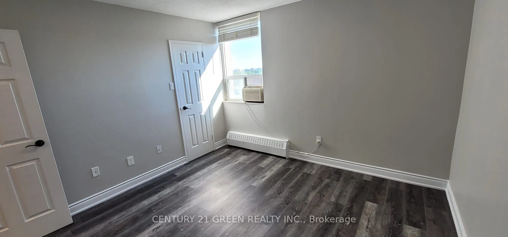 3065 Queen Frederica Drive #902