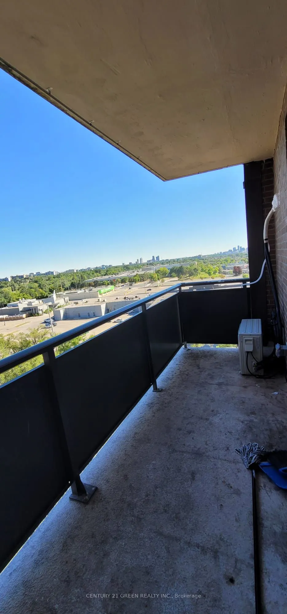 3065 Queen Frederica Drive #902