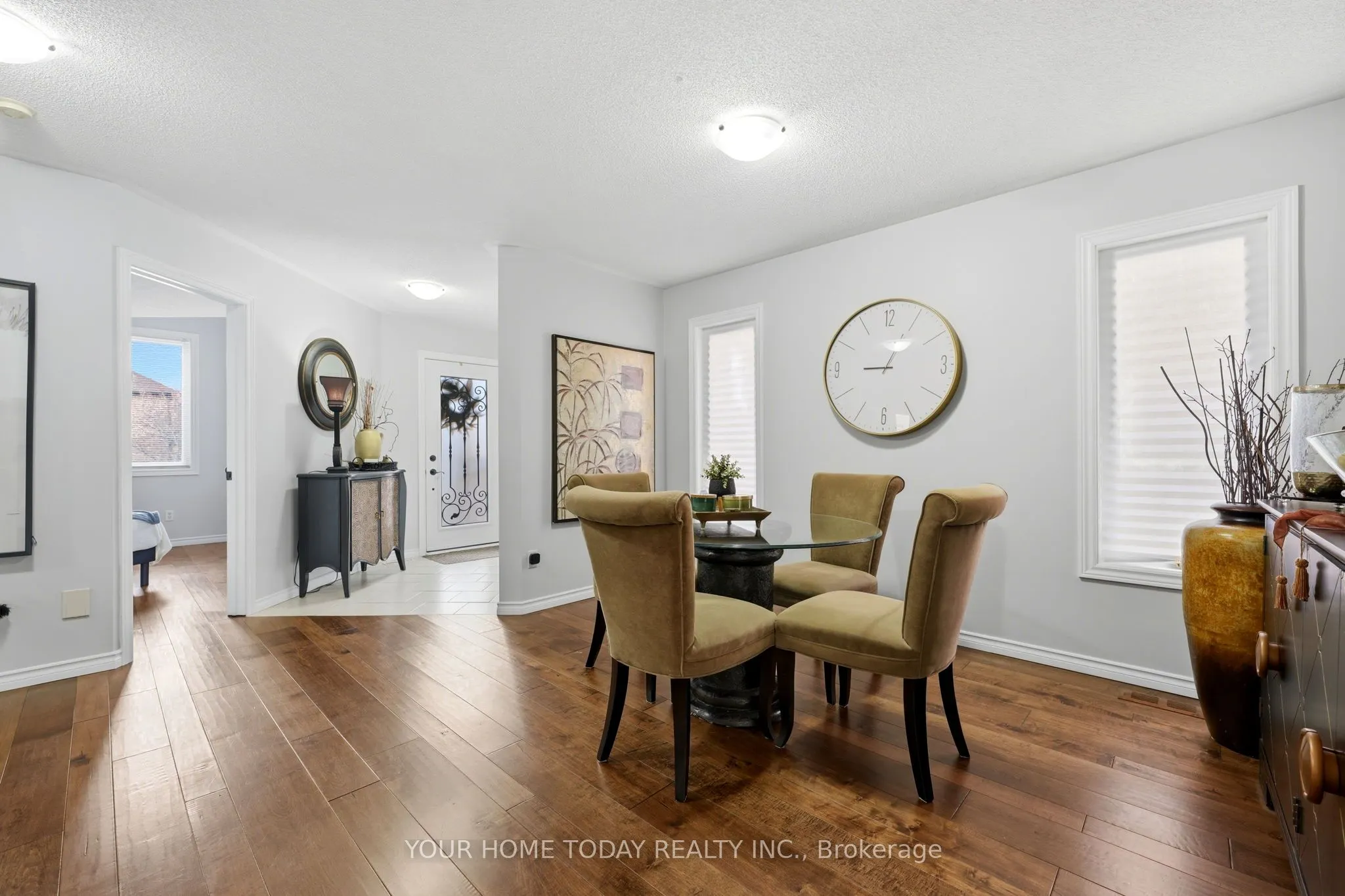96 Lauchlin Crescent