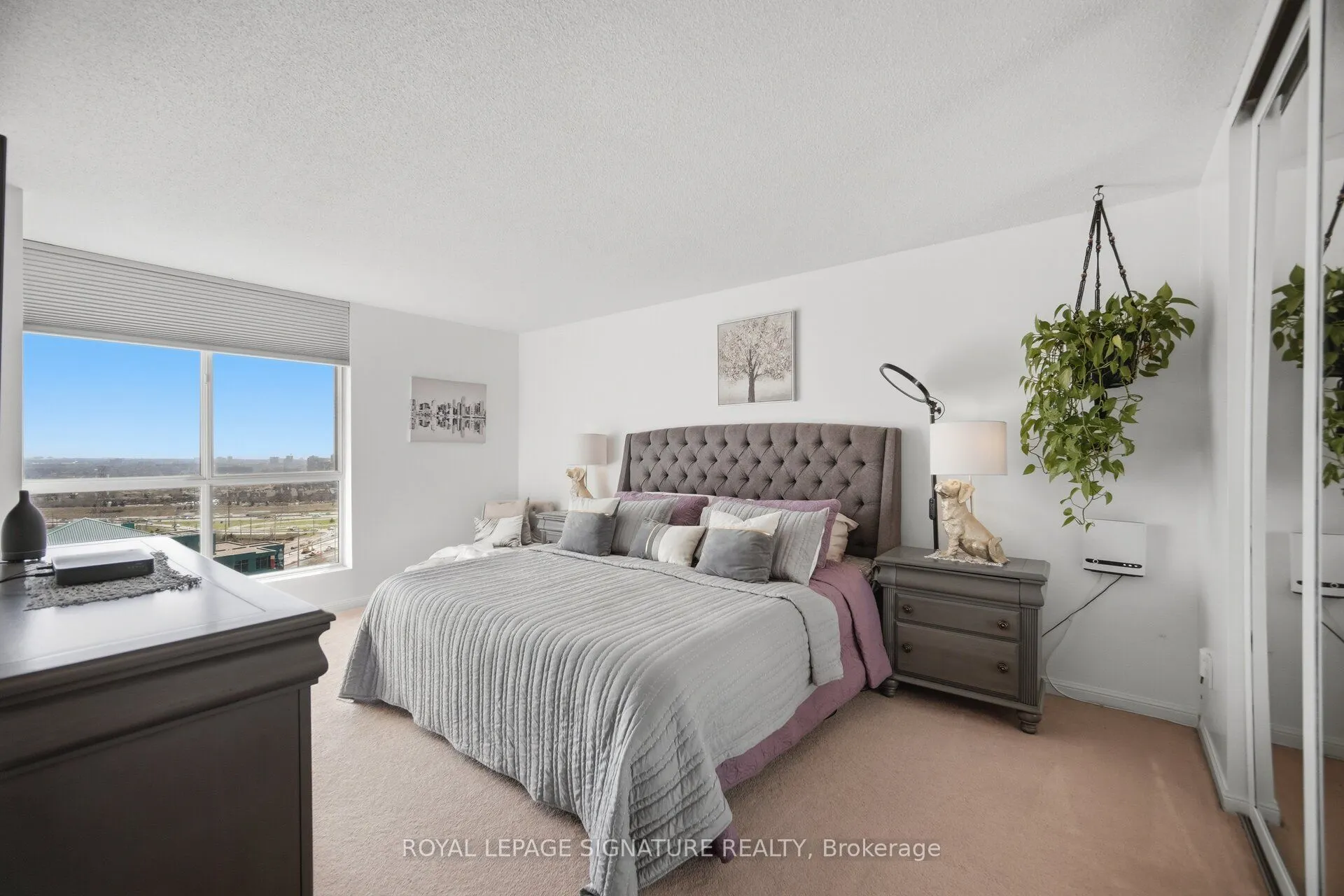 55 Kingsbridge Garden Circle #2310