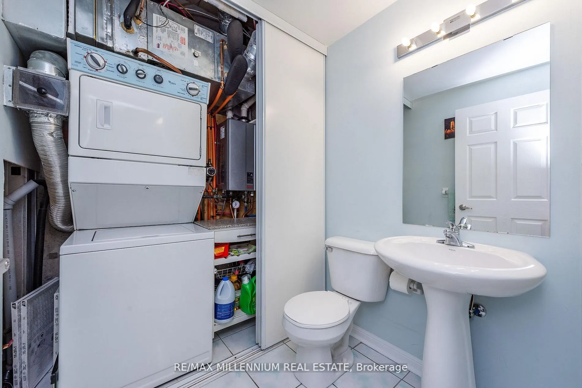 3045 Finch Avenue W #1034