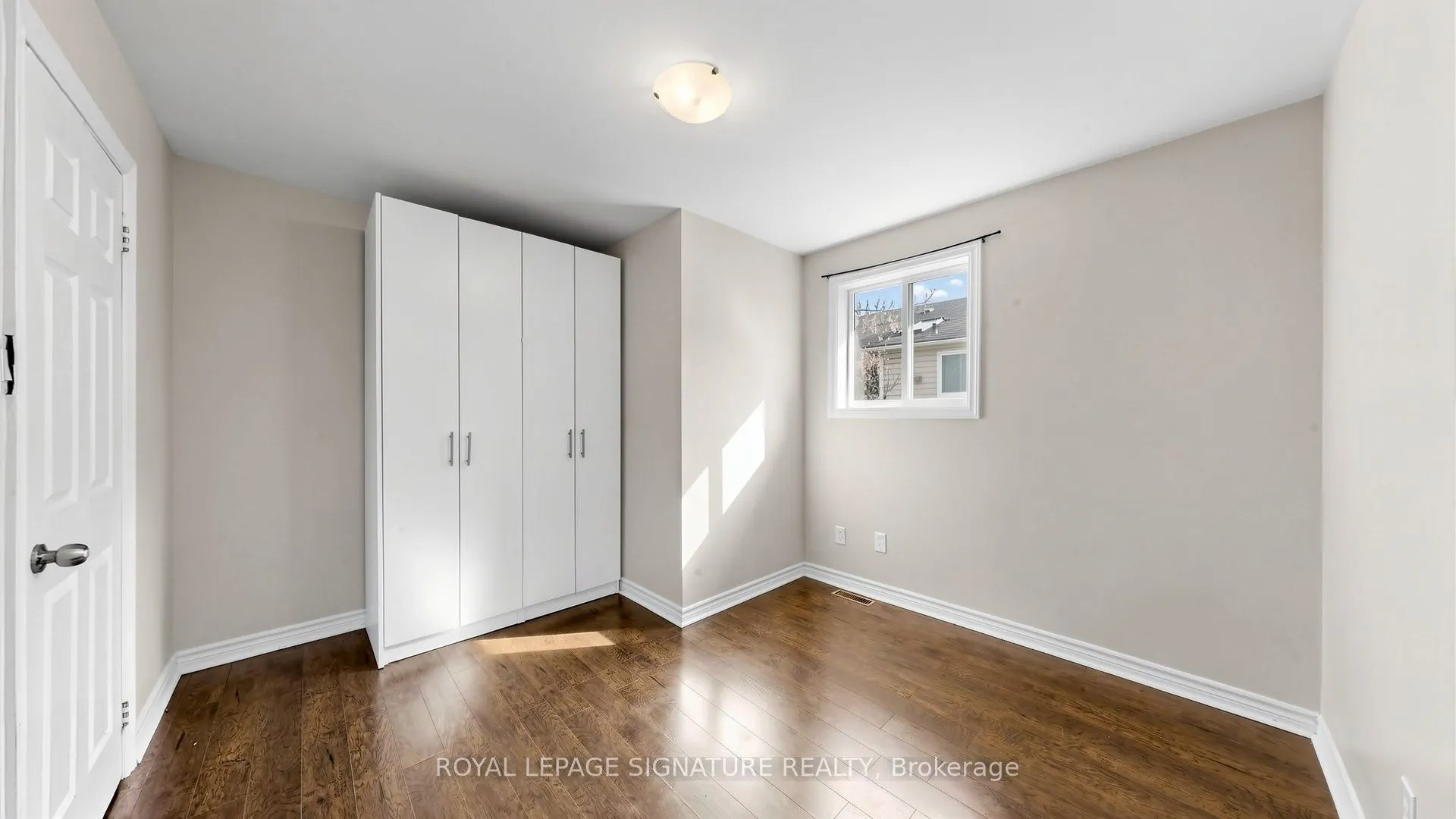 15 Gainsborough Road