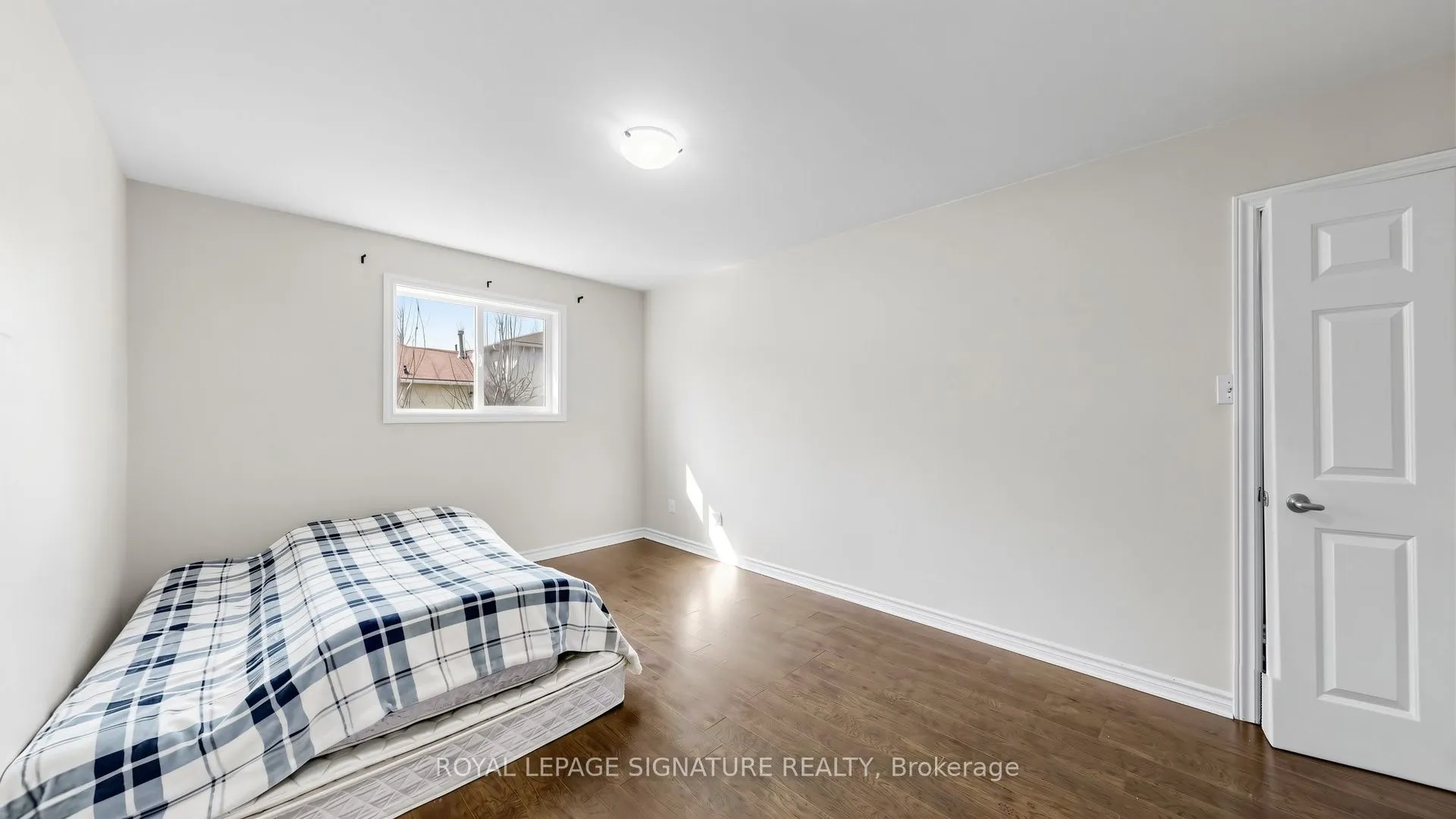 15 Gainsborough Road
