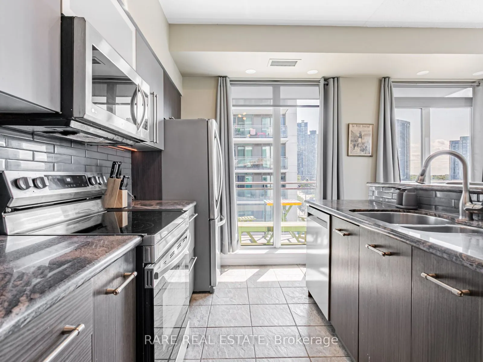 2119 Lake Shore Boulevard W #703