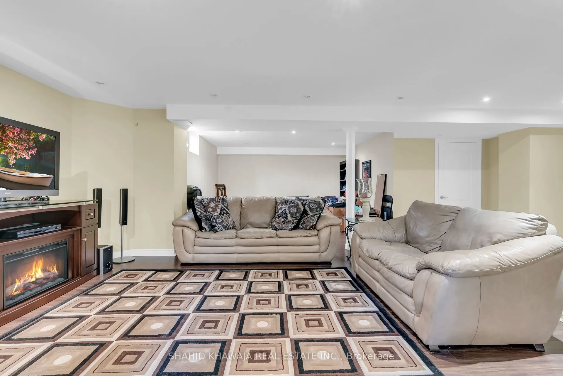4786 St. Martin Mews