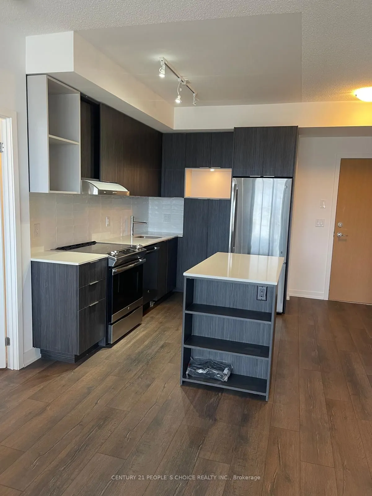 2520 Eglinton Avenue W #810