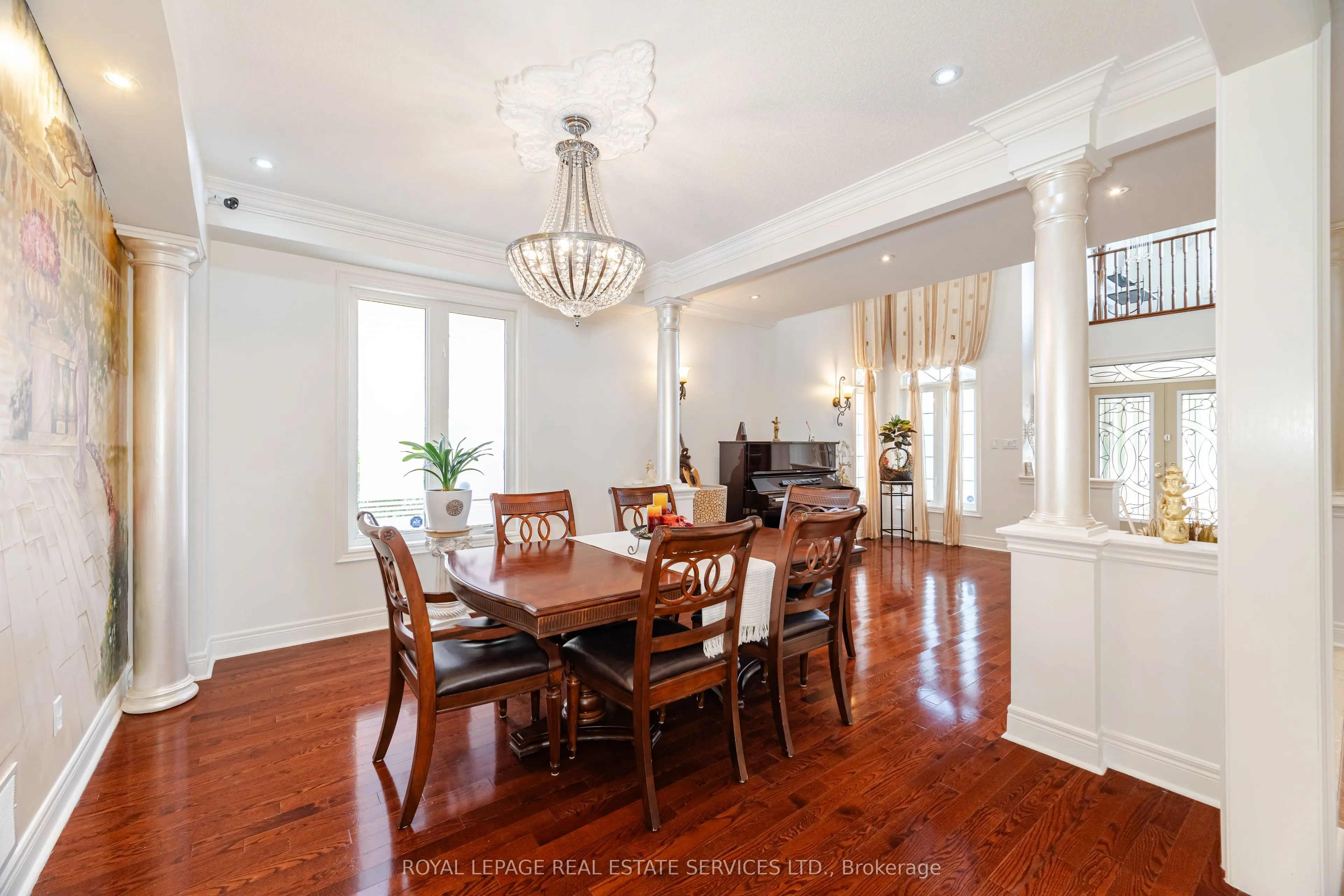 3809 Candlelight Drive