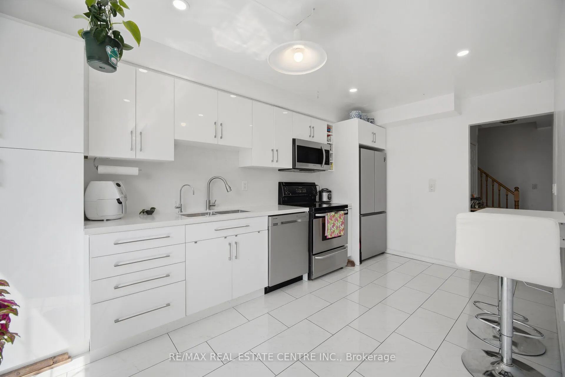 3 Hartnell Square #2
