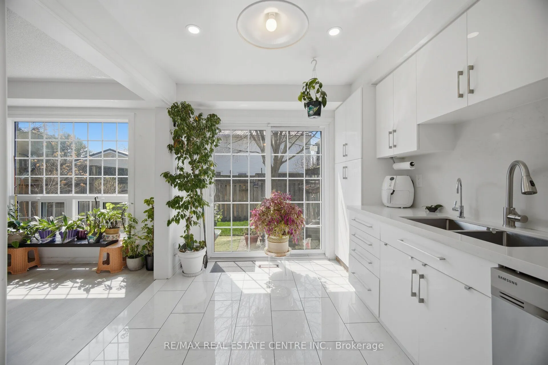 3 Hartnell Square #2
