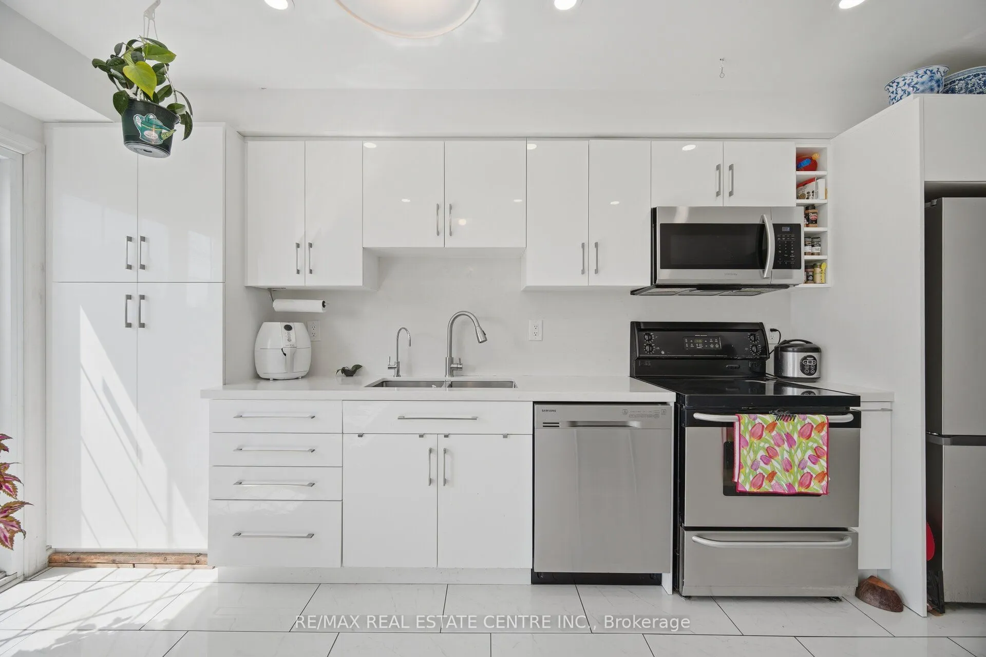 3 Hartnell Square #2