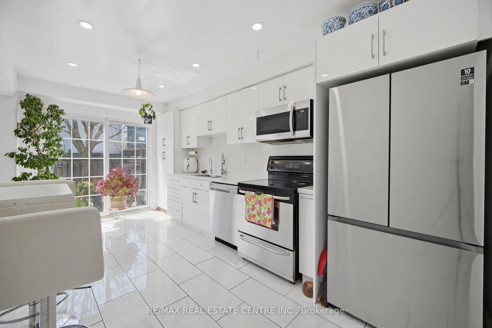 3 Hartnell Square #2