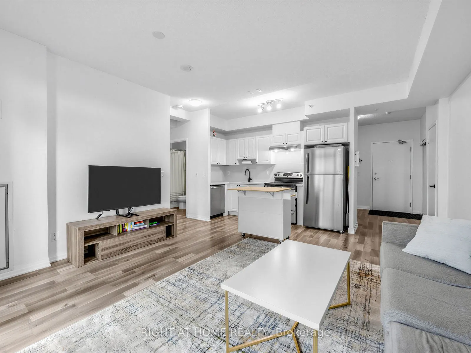 155 Legion Road N #208