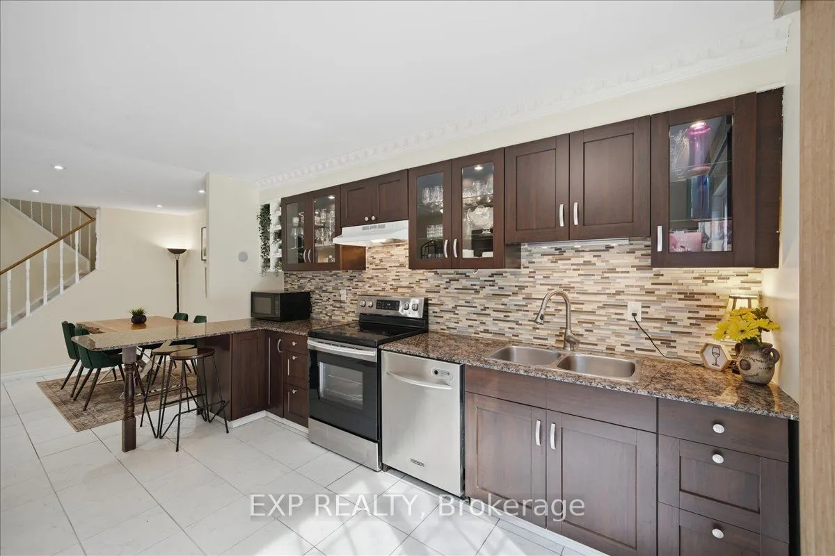 1055 Dundas Street E #167